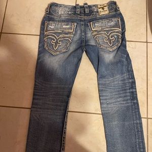 Rock revival slim straight jeans